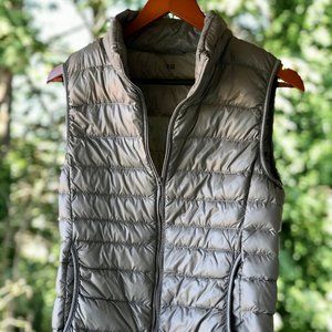 WOMEN ULTRA LIGHT DOWN VEST - Size S